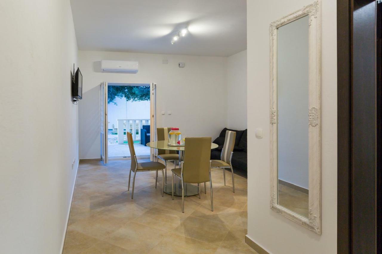 Memories Apartments สเวติ เปตาร์ ภายนอก รูปภาพ